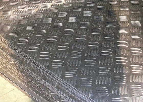China Slit Edge Aluminium Checker Plate For Industrial Use Anti Skid supplier