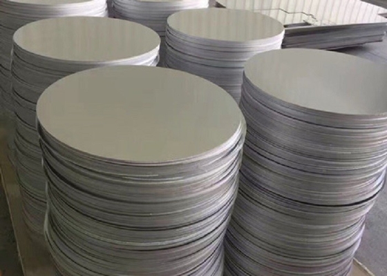China Low Density 1050 1100 Aluminum Round Disc , Die Casting Aluminum Circle Blanks supplier