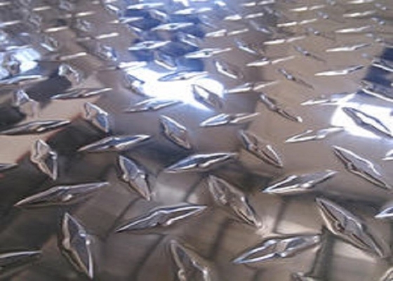 China Tread Bright Diamond Raised Pattern Aluminum Checker Plate 3003 5052 0.63&quot; supplier
