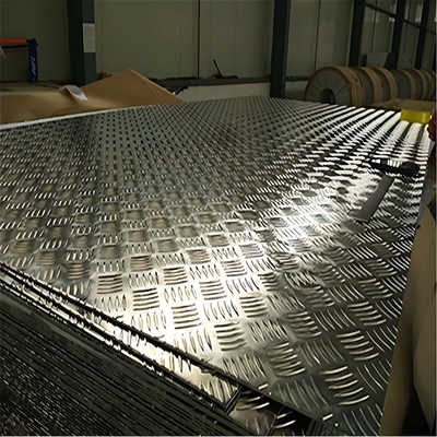 3003 5052 Bright Finish Aluminum Diamond Plate with 5 Bars Patterns 96 Inches Length 0.72 Lbs/sq Ft Weight supplier